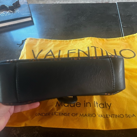 Valentino by Mario Navy and Bronze Crossbody Bag with Chain Strap - Picture 4 of 8